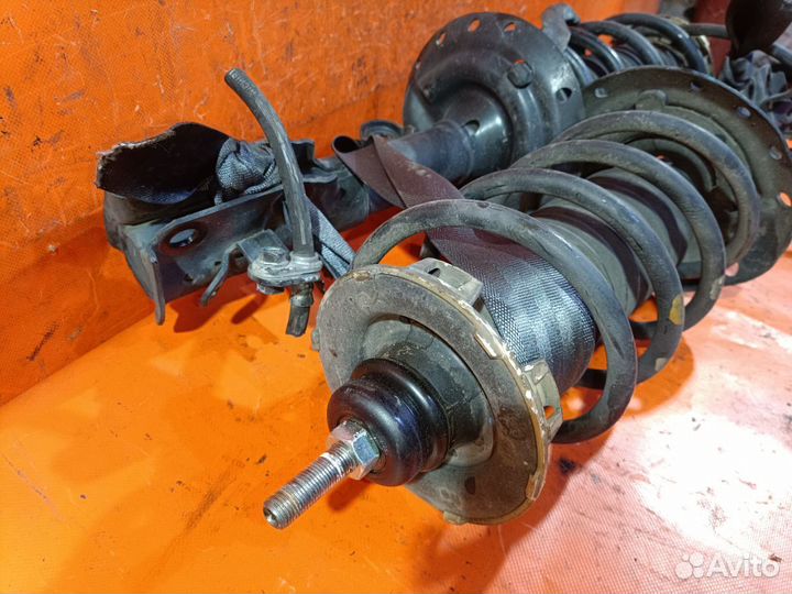 Стойка Honda Fit GE6 (Переднее)