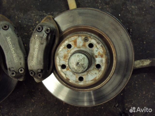 Суппорт Mercedes e-class cls w211 w219