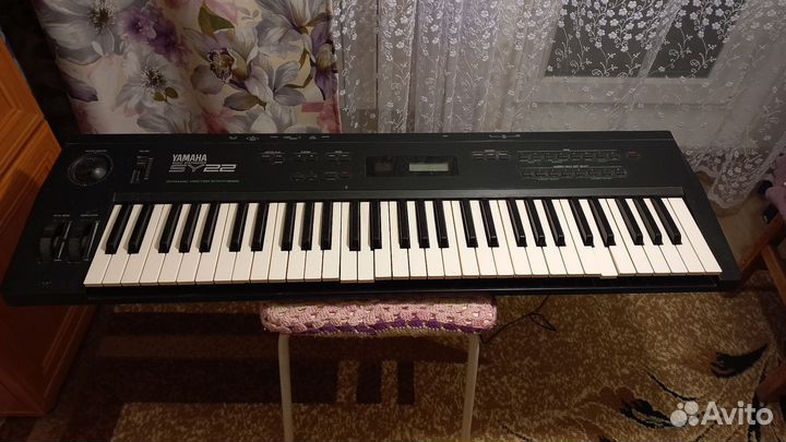 Синтезатор yamaha SY22