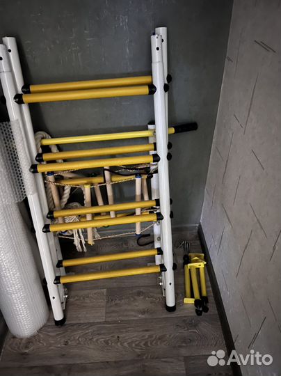 Спортивная шведская стенка