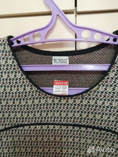 Платье шерстяное 50