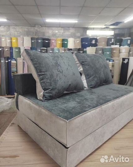 Бескаркасный Диван