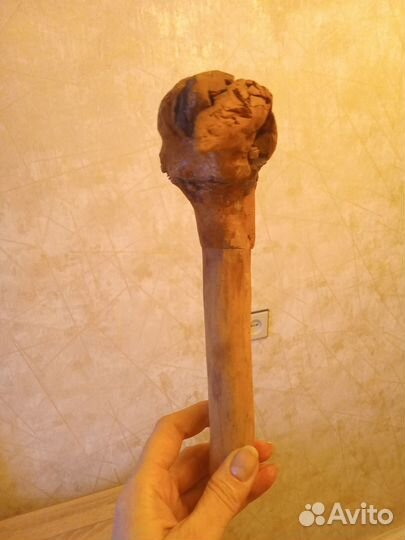 Декоративное изделие из ценной породы дерева