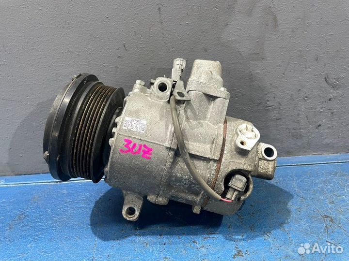 Компрессор кондиционера Toyota Crown Majesta