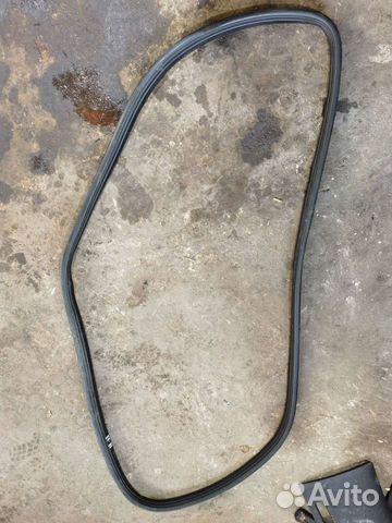 Уплотнитель двери передний правый opel vectra b