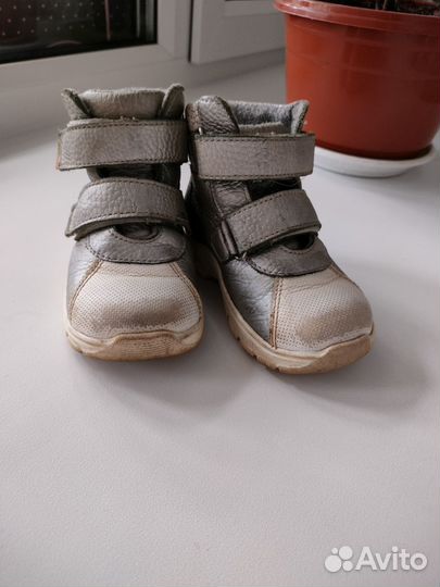 Ботинки осенние для девочки 22 размер