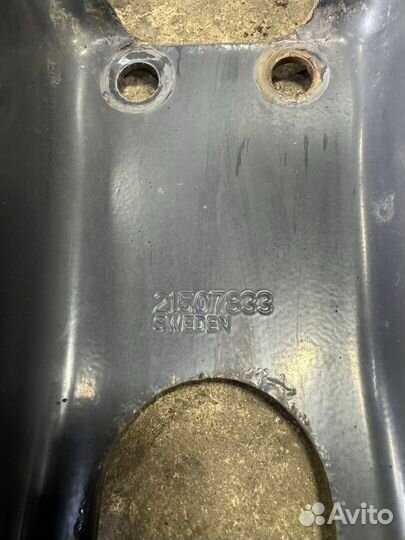 Кронштейн переднего амортизатора renaul t