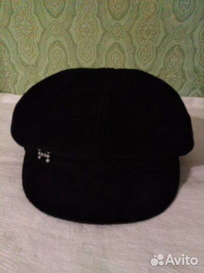 Кепка вельветовая женская