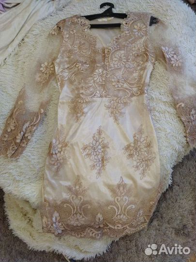 Вечернее платье