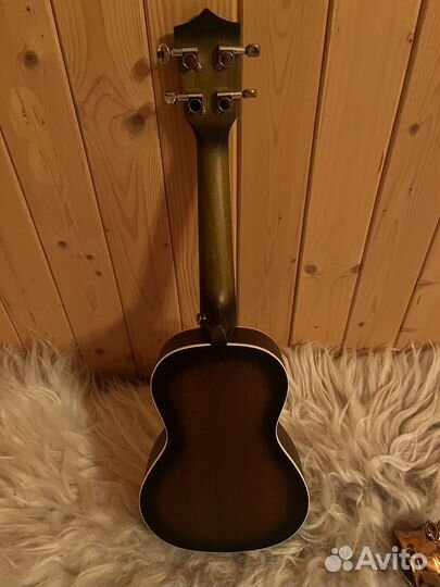 Укулеле-концерт martin romas MR-02