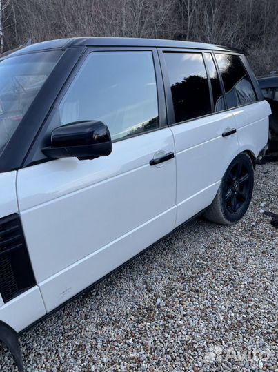 Двери Ренж rover вог под цвет