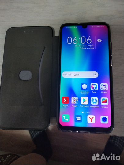 HONOR 10 Lite, 3/64 ГБ
