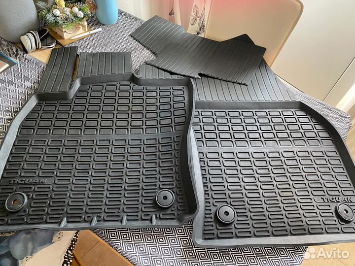 Коврики на Volkswagen Tiguan 2 оригинал
