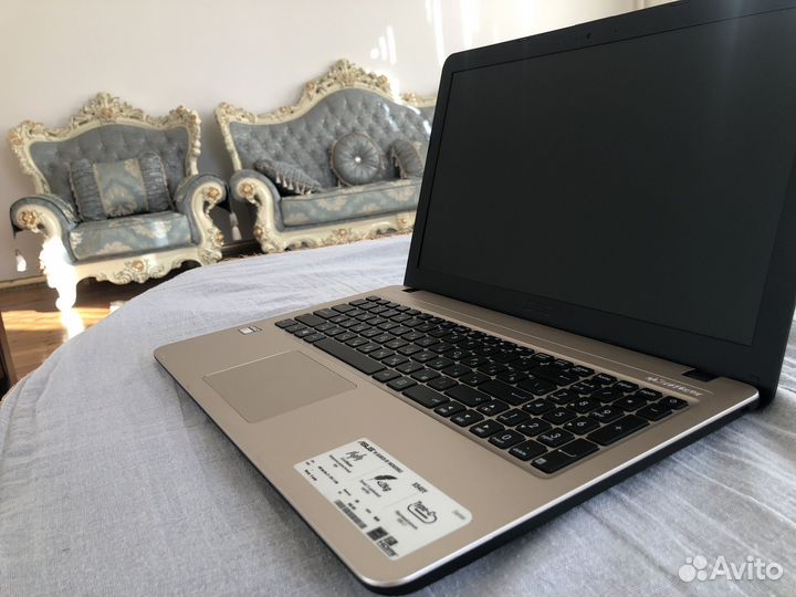 Ноутбук Asus как новый