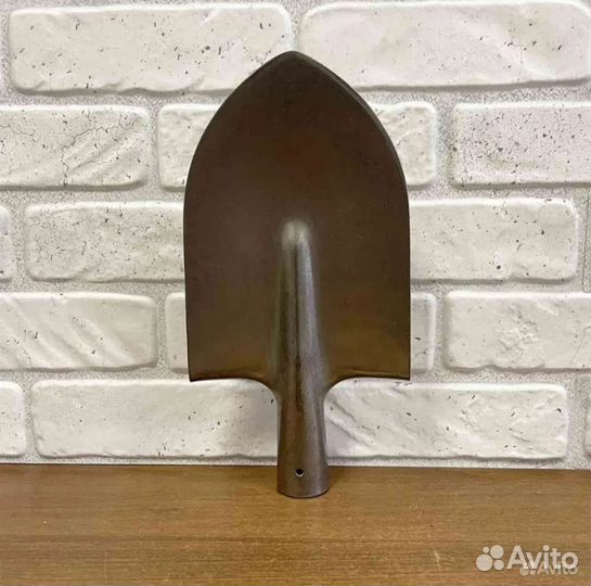 Титановая лопата