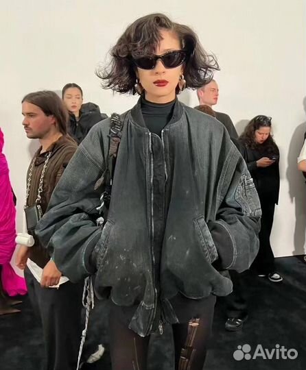 Бомбер balenciaga unisex