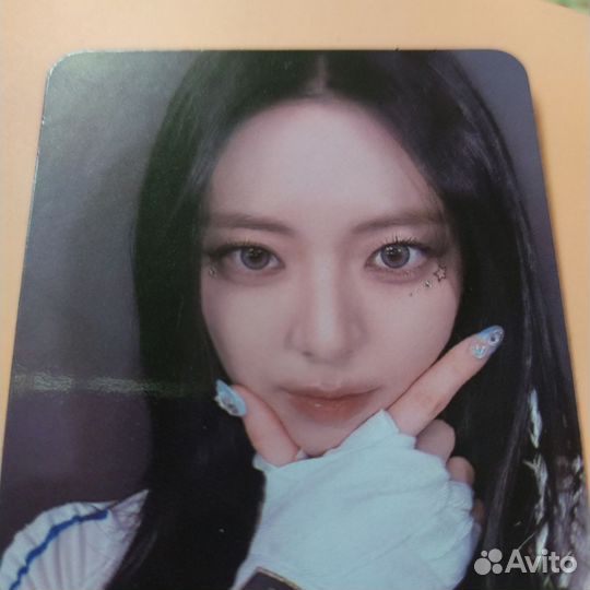 Офф карточка Юны итзи иччи itzy описание читайте