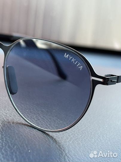 Солнцезащитные очки