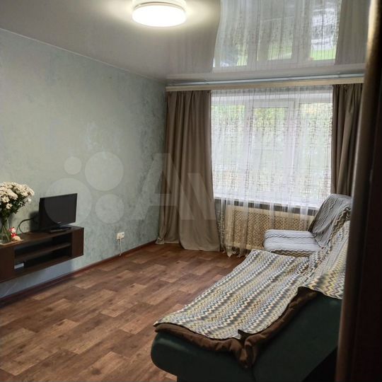 2-к. квартира, 54 м², 2/5 эт.