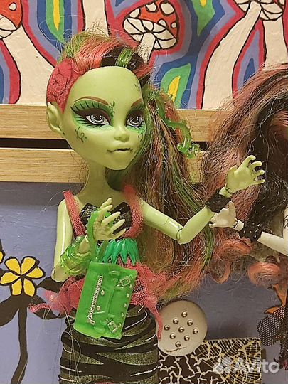 Кукла Монстер Хай Венера и Рошель - Зомби Шейк