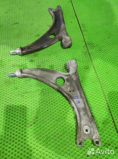 Рычаг подвески передний Фольксваген Пассат Б6