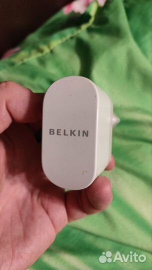 Сетевое зарядное устройство Belkin F8Z222ea