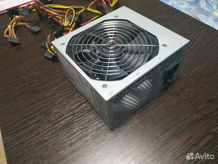 Блок питания FSP PNR-I 700W