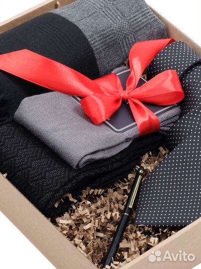 Упаковщик новогодних подарков вахта от 15 смен