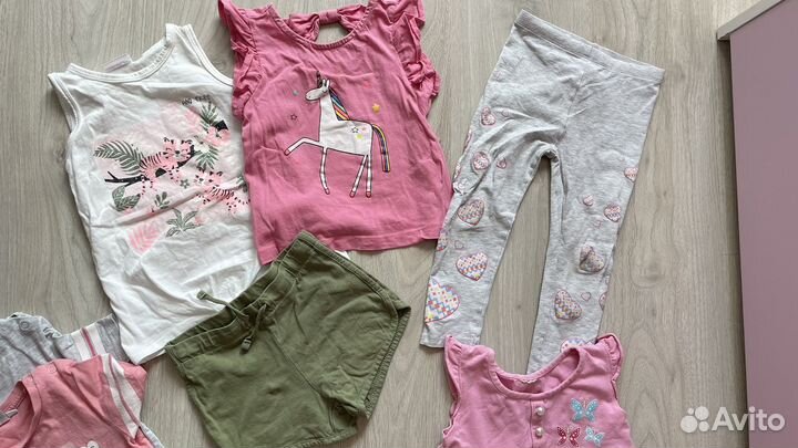 Пакет одежды для девочки 98