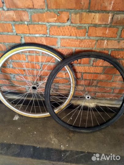 Колеса велосипедные разные