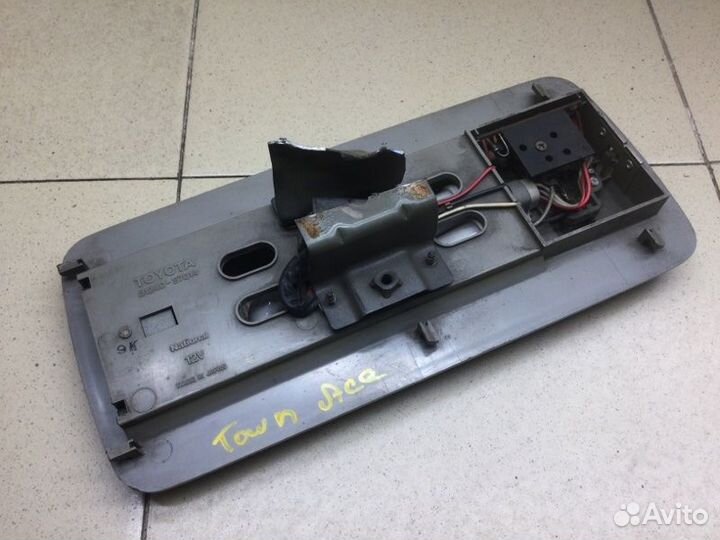 Плафон салонный Toyota Town/Masterace V WG 2CT