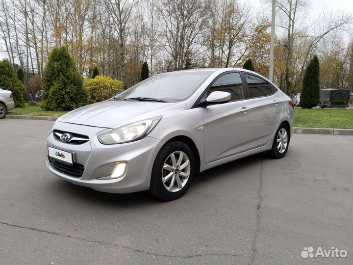 Hyundai Solaris 1.4 МТ, 2011, 180 000 км