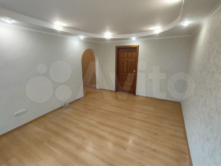 3-к. квартира, 54 м², 4/9 эт.