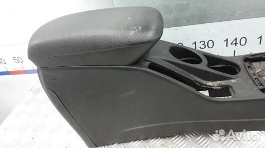 Подлокотник центральный KIA CEE'D 1 (1KK18IX01)