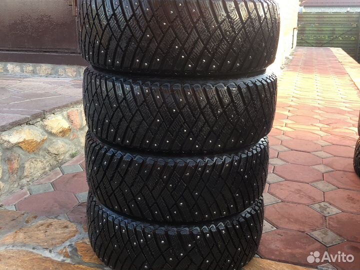 Goodyear Ultragrip Ice Arctic 195/55 R16