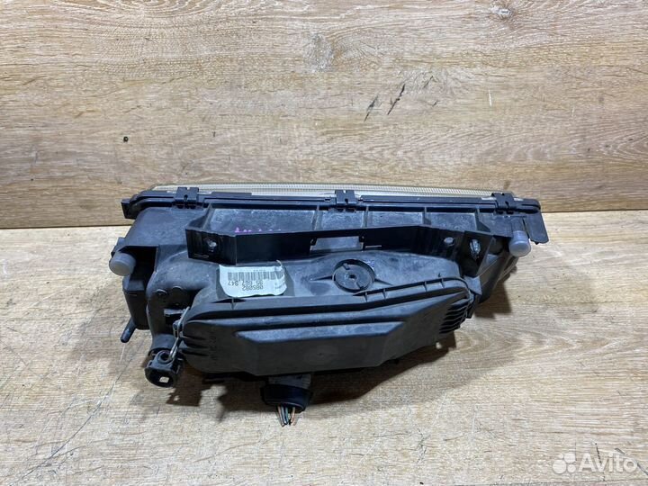 Фара левая Citroen Xantia дорест 141651