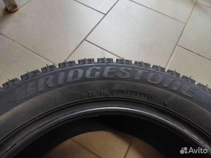 Bridgestone Blizzak VRX 205/55 R16 91S