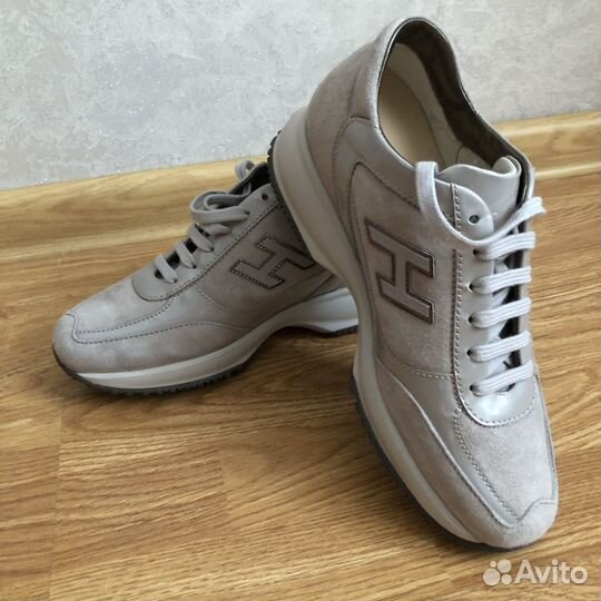 Кроссовки женские nogan