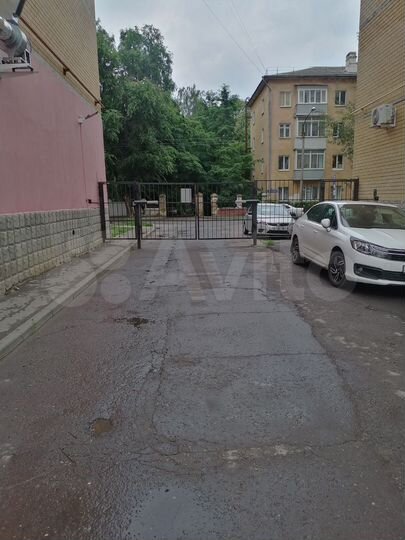 2-к. квартира, 70 м², 3/10 эт.