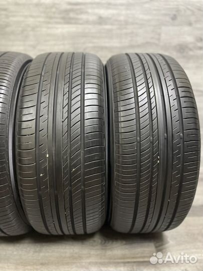 Yokohama Advan dB V552 225/50 R17