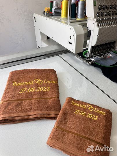 Полотенце банное махровое с вышивкой на свадьбу