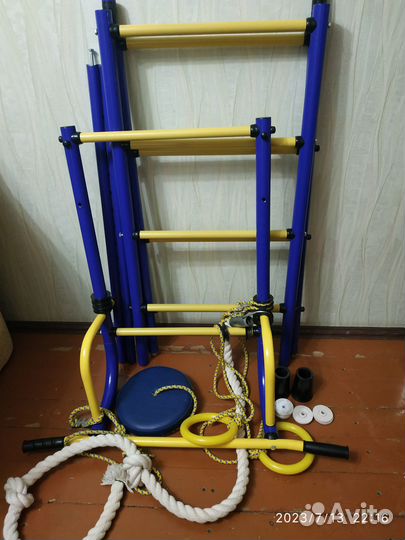 Детская шведская стенка