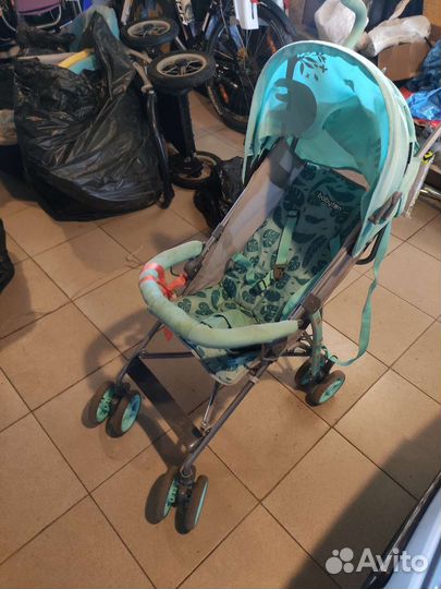 Прогулочная коляска трость