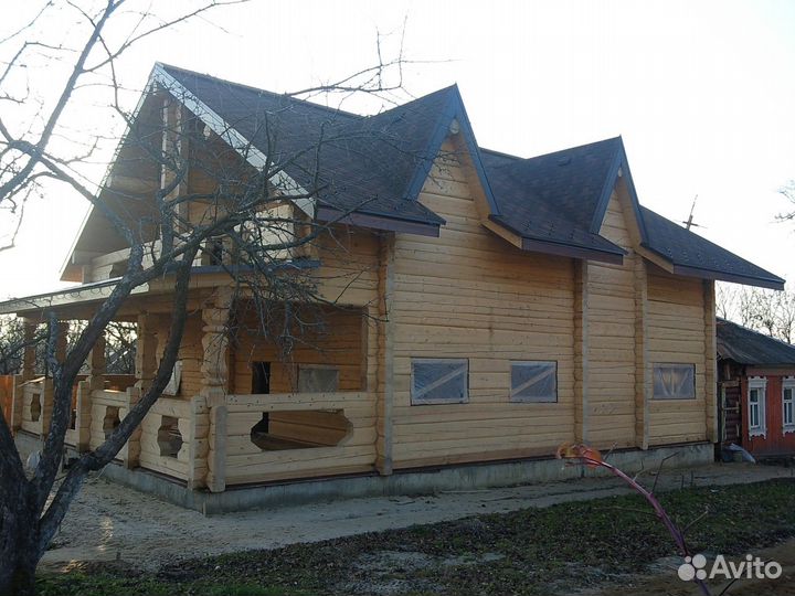 Срубы домов, бань, беседок, колодцев