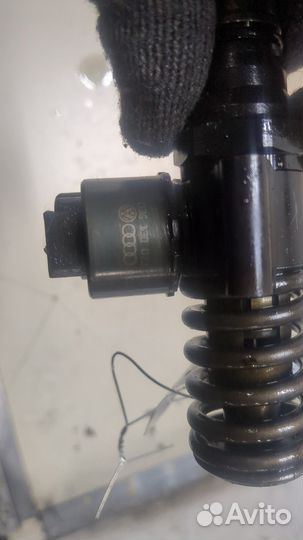 Форсунка топливная Dodge Journey