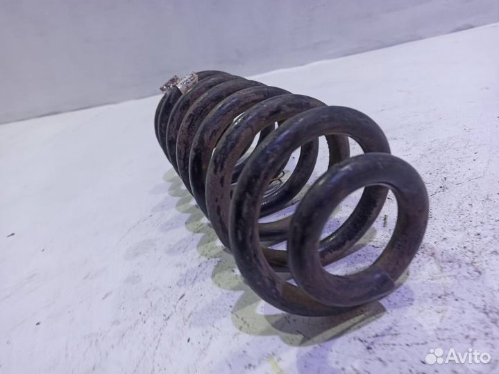 Пружина задняя бмв X5 E53