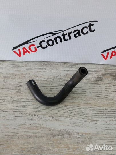 Патрубок вентиляции картерных газов Skoda Octavia