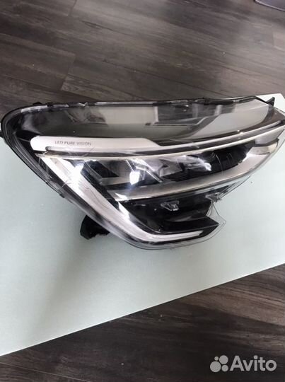 Фара правая Рено Аркана 2019