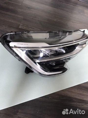Фара правая Рено Аркана 2019