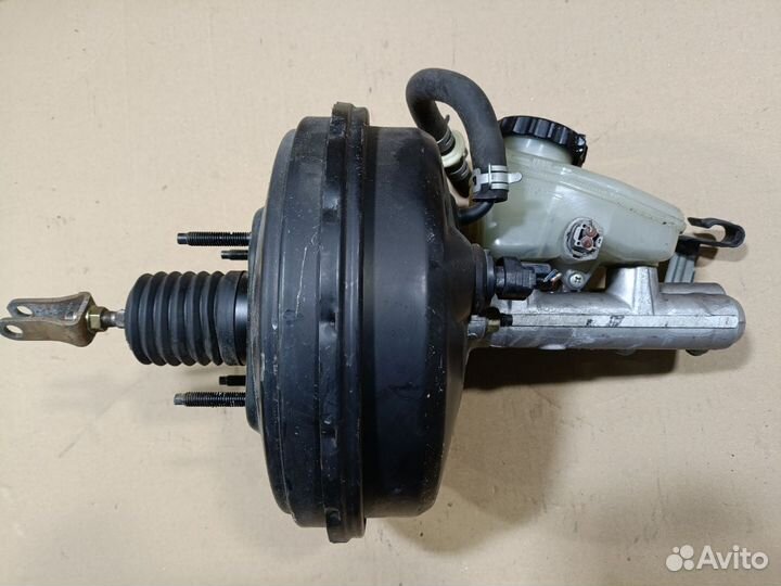 Усилитель тормозов Toyota Mark ii GX100